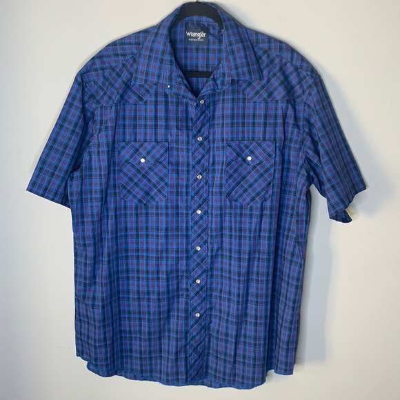 Wrangler Other - Wrangler blue plaid pearl snap button down shirt 17